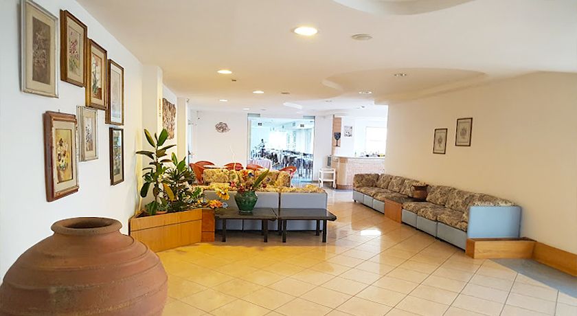 Hotel RIVADORO