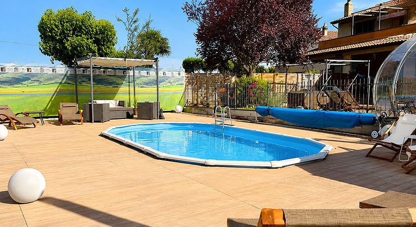 Villa Patty Assisi con SPA e Piscina