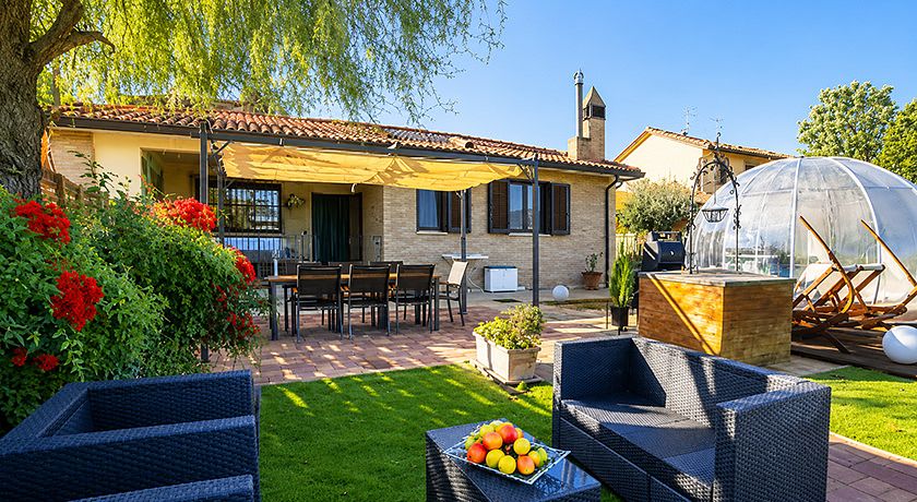 Villa Patty Assisi con SPA e Piscina