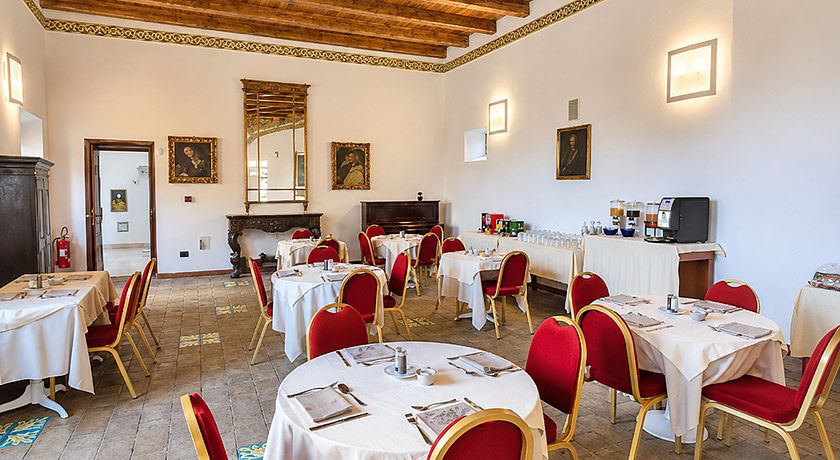 San Martin Hotel