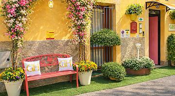 Giardino Giusti House & Court