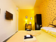 LH 51 Neapolitan Rooms