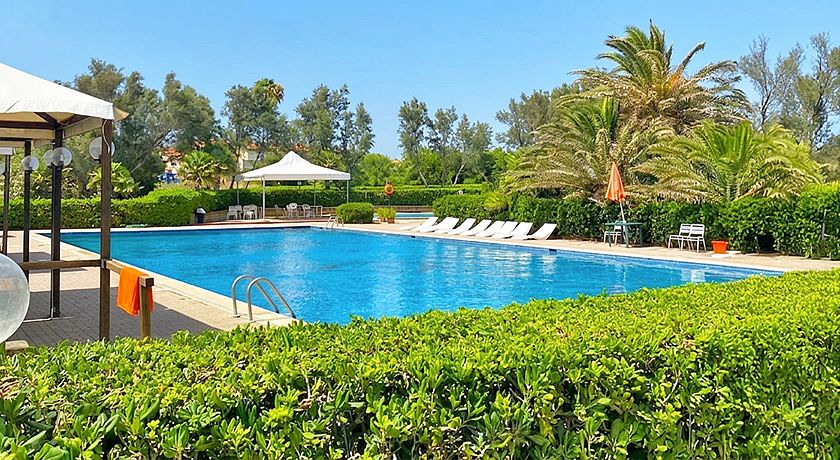 TORRE DEL SOLE Hotel & Resort