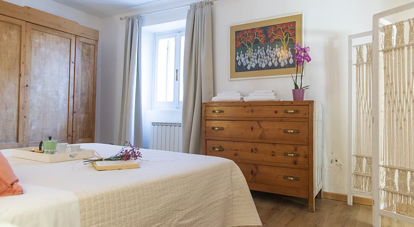 LEONTINE HOME 