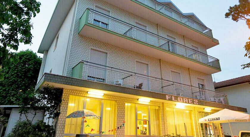 Hotel Flores