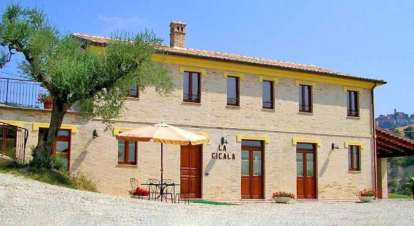 LA CICALA