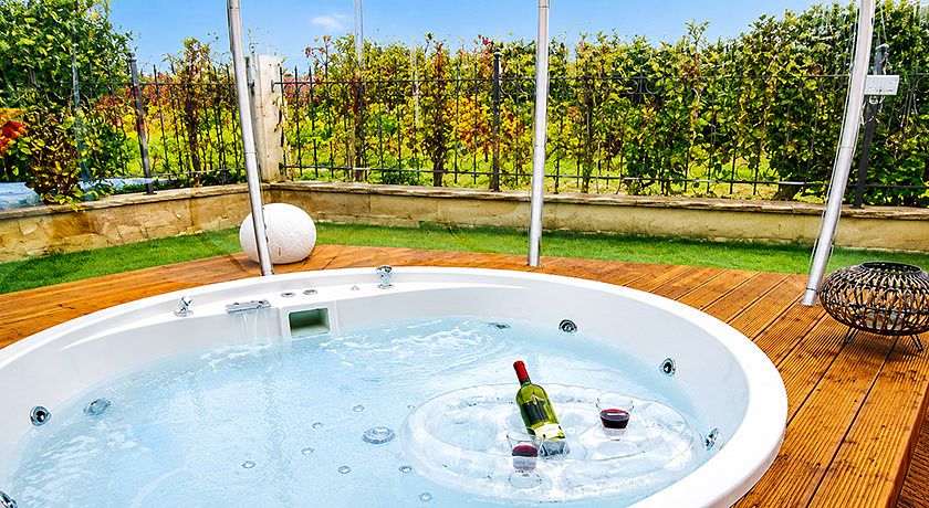 Villa Patty Assisi con SPA e Piscina