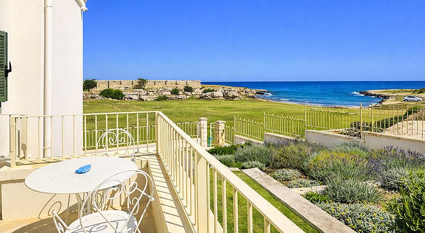 MASSERIA OSTUNI MARE AGRIRESORT
