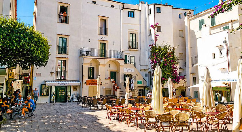 Sperlonga Resort apartments and rooms