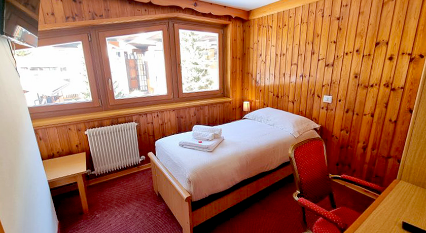 HOTEL PIZBOE'