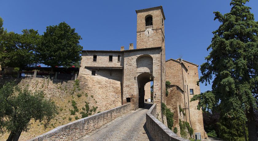 ANEMONI HOME sulle colline Romagnole a Montegridolfo 20km da Riccione