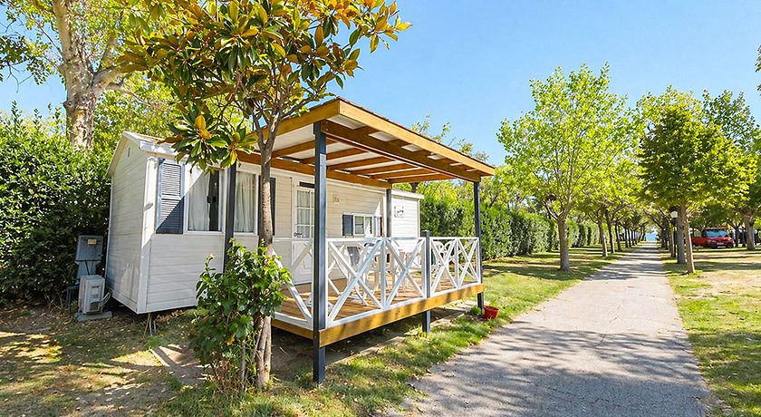 Camping Surabaja-La Playa