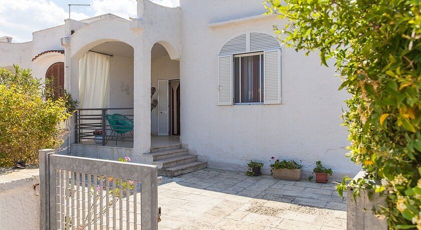 Villa Fontanelle - 150 m dal mare di Ostuni - giardino privato e recintato