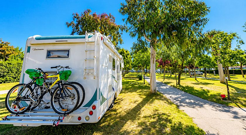 Camping Surabaja-La Playa