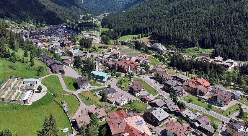 Hotel Cèsa Tyrol