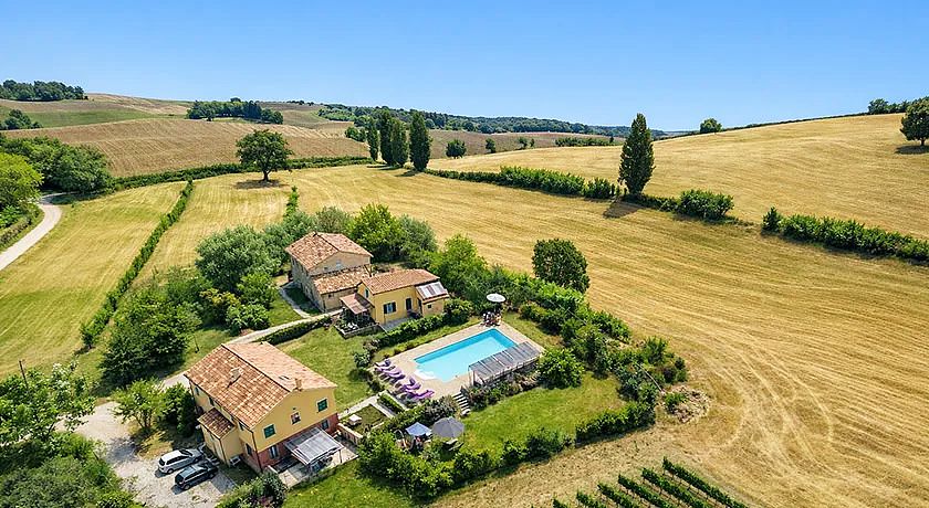 Fattoria Fontegeloni - Agriturismo e Az. Agr. Biologica 