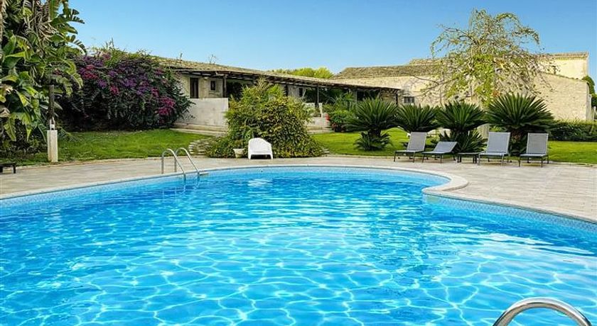 Torre Dantona Country Suites