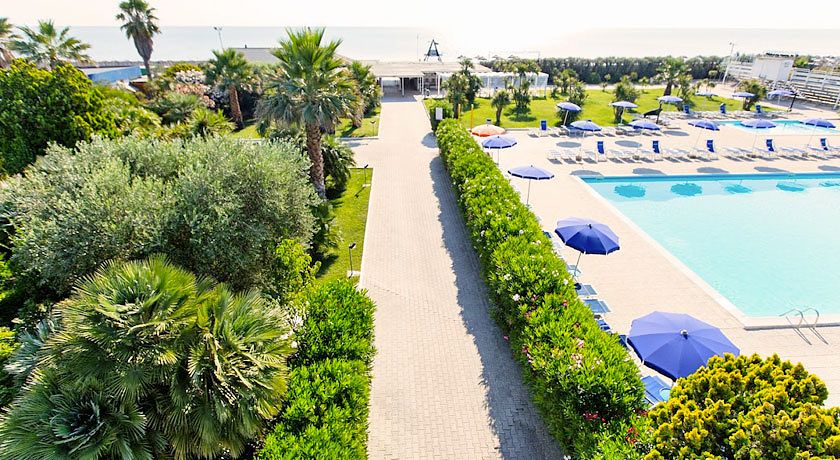 African Beach Villaggio Hotel