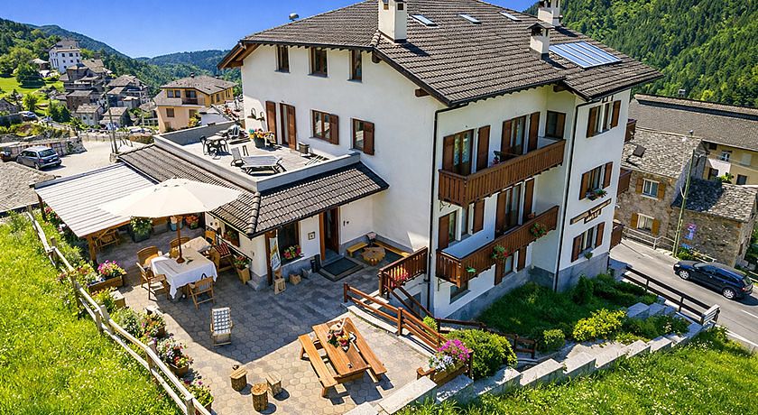 Albergo Ristorante Pizzeria Miralago