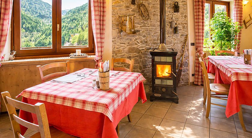 Albergo Ristorante Pizzeria Miralago