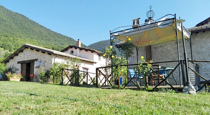 AGRITURISMO "SANTA SERENA"