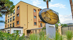 Viola palace Hotel
