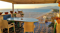 Sperlonga Resort apartments and rooms