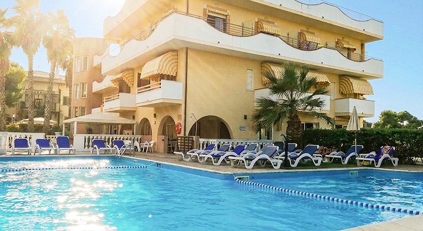 Hotel RIVADORO