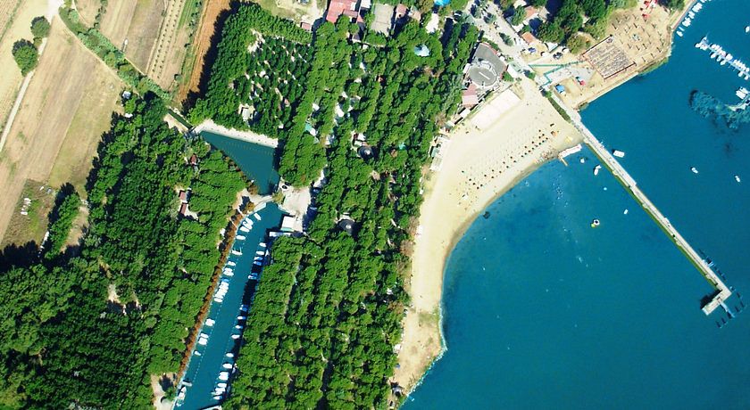 Camping Village Punta Navaccia