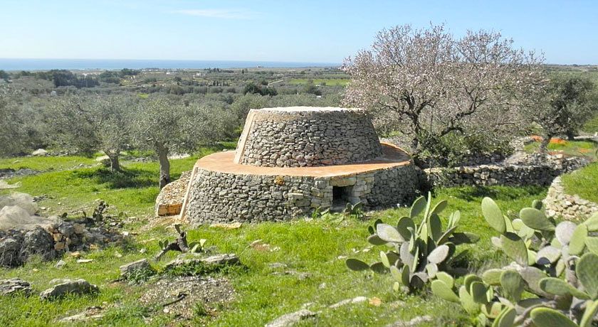 Antico Trullo salentino - Residence degli Ulivi