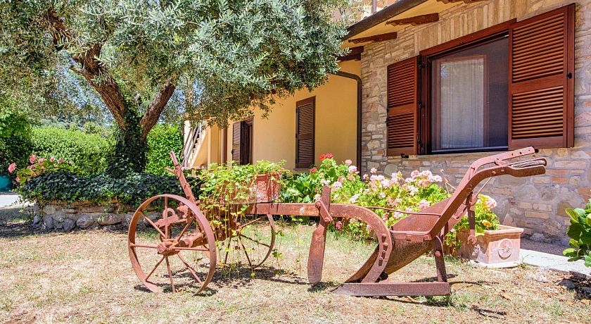 Agriturismo La Mora