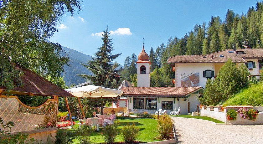 Hotel Piedibosco 