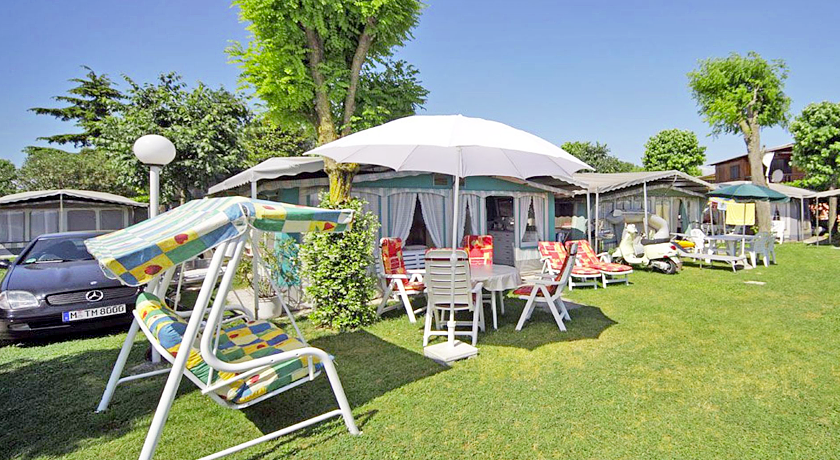 Camping Garden Tourist