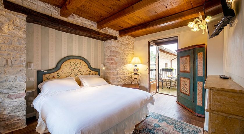  Torre del Nera Albergo Diffuso & Spa