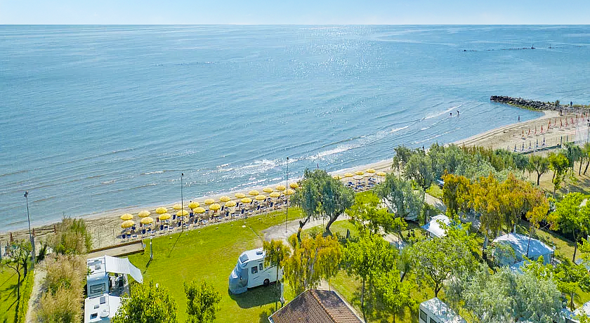 Camping Villaggio Gilda