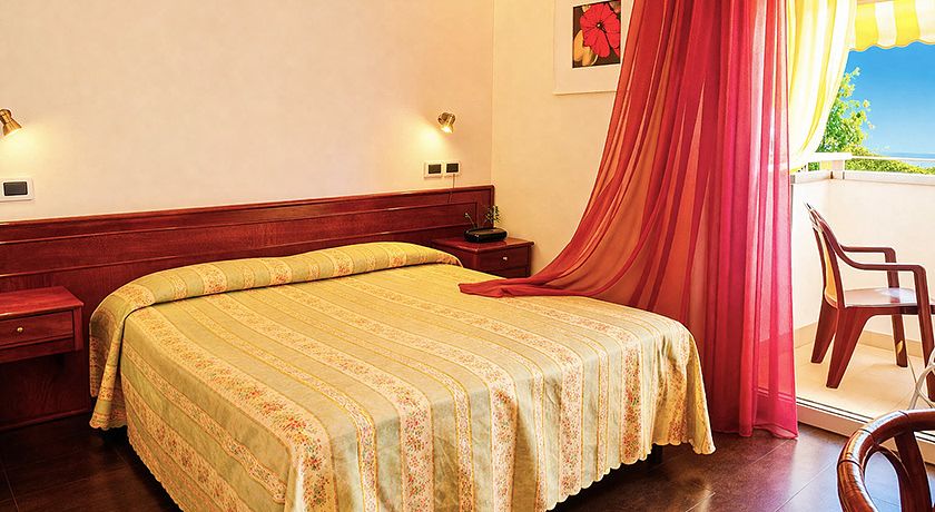 Hotel RIVADORO