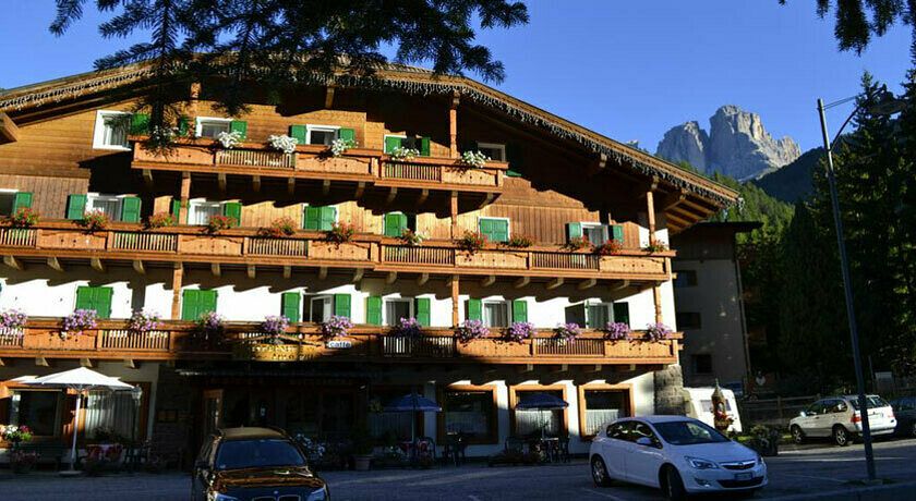 Hotel Rododendro