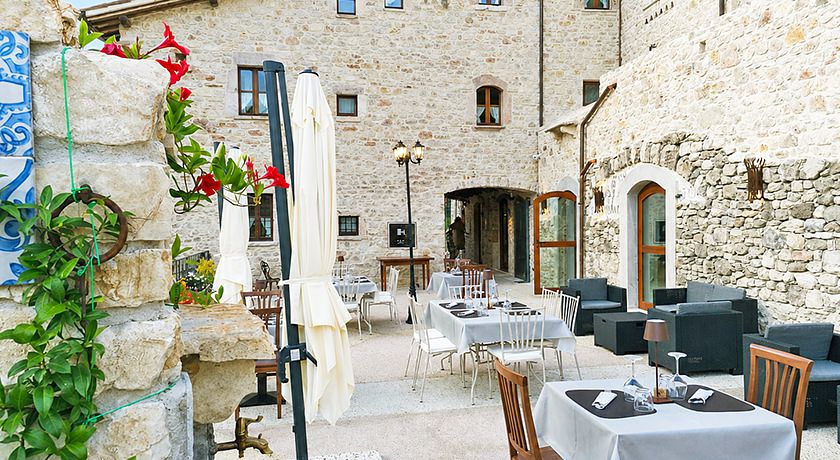  Torre del Nera Albergo Diffuso & Spa