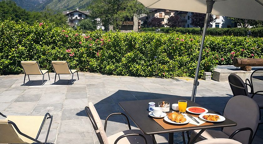 Hotel Les Montagnards