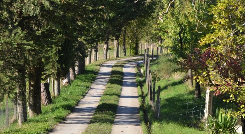 Podere Badia Valdrago Agriturismo