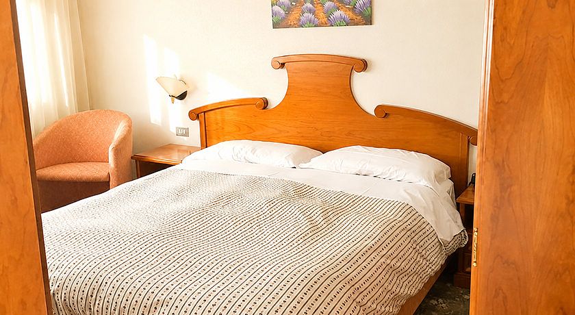 HOTEL MOENA