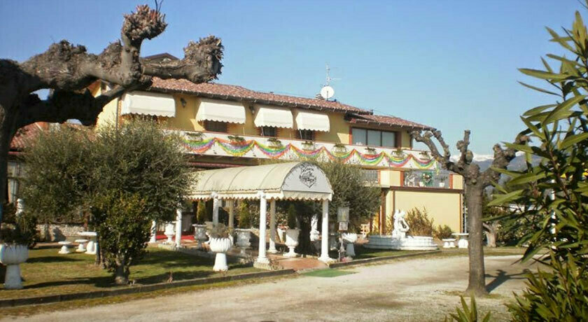 RISTORANTE LA TAVERNA