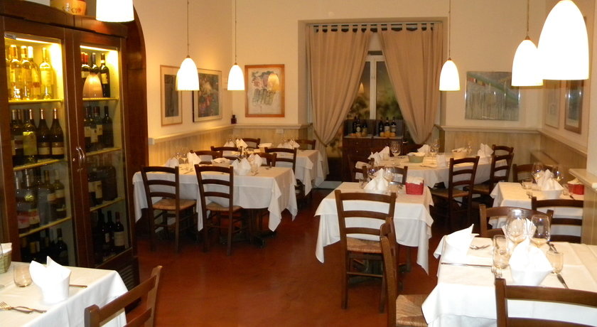 OSTERIA SGARZARIE